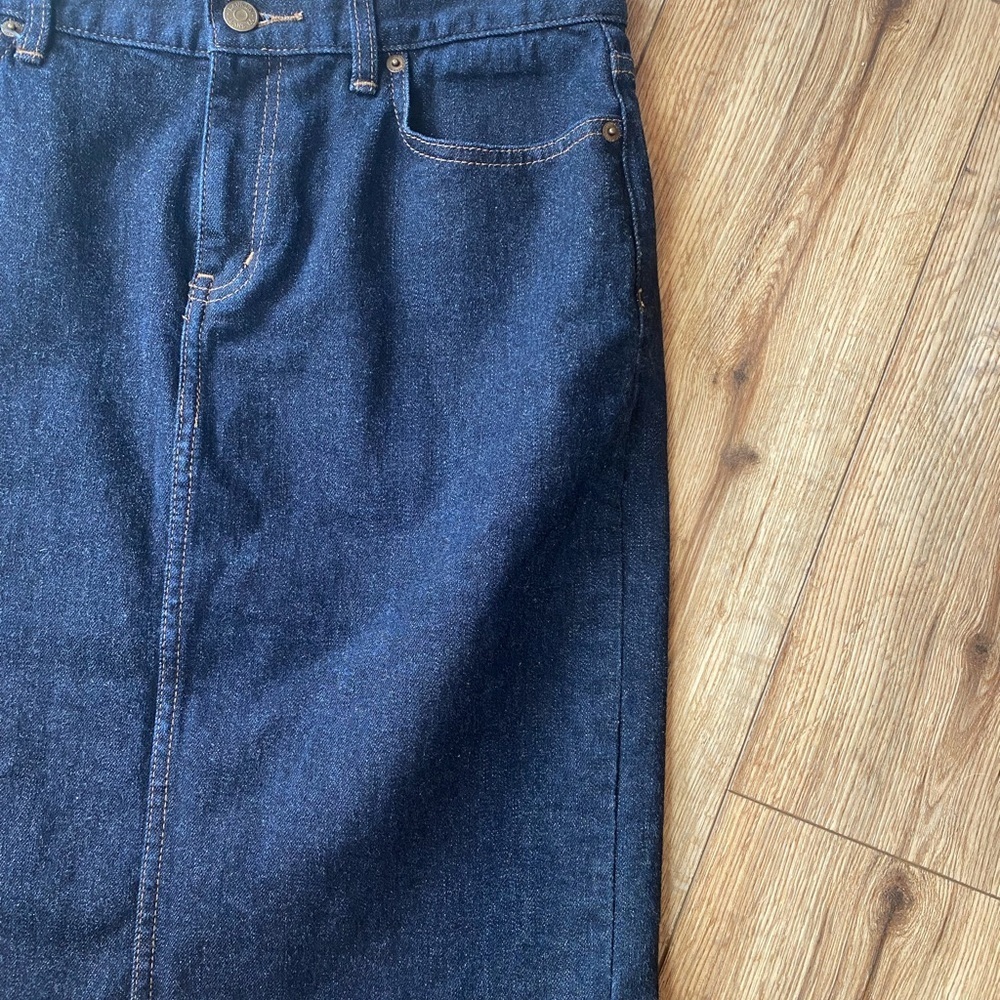 Lauren Ralph Lauren denim skirt - Picture 2 of 9